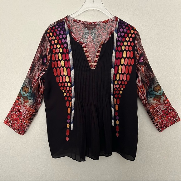 Anthropologie Ranna Gill Embroidered Blouse Top V-Neck Pleated Black Size Small - Picture 1 of 15